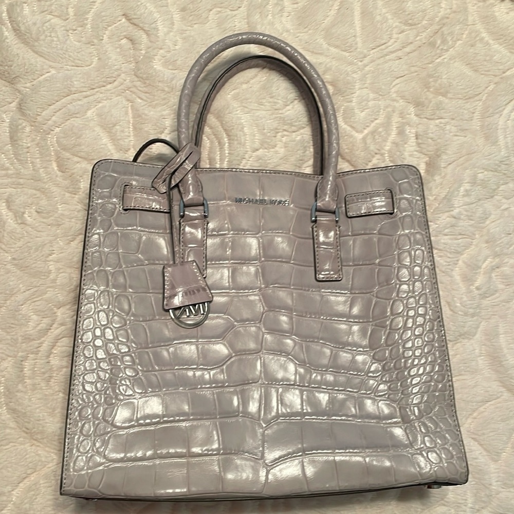 Michael Kors Dillon Large Tote Ash Grey